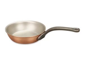 Classical Range 16cm Copper Frying Pan with Cast Iron Handle — 1