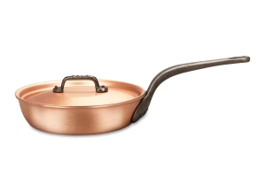 Sartén clásica de cobre de 20 cm con mango de hierro fundido — 2