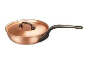 Sartén clásica de cobre de 20 cm con mango de hierro fundido — 3