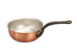Classical Range 18cm Copper Saucier Pan with Cast Iron Handle